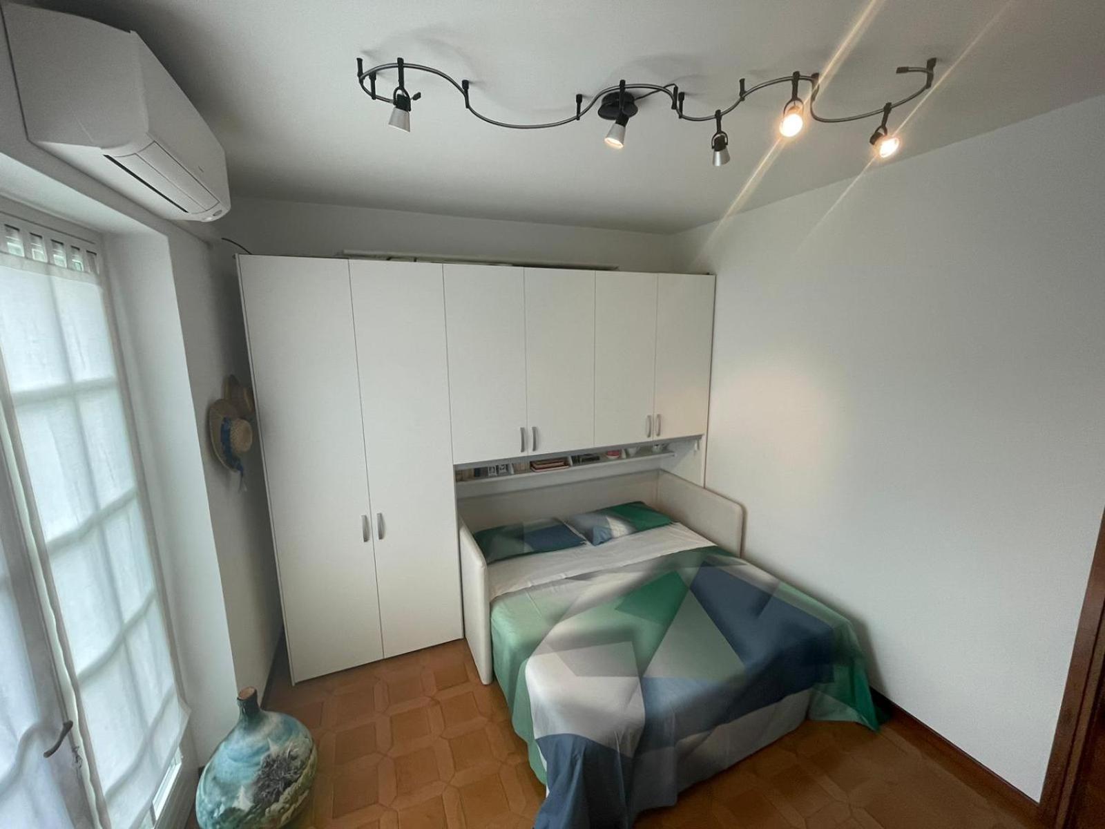 B&B Marilena Guanzate Luaran gambar
