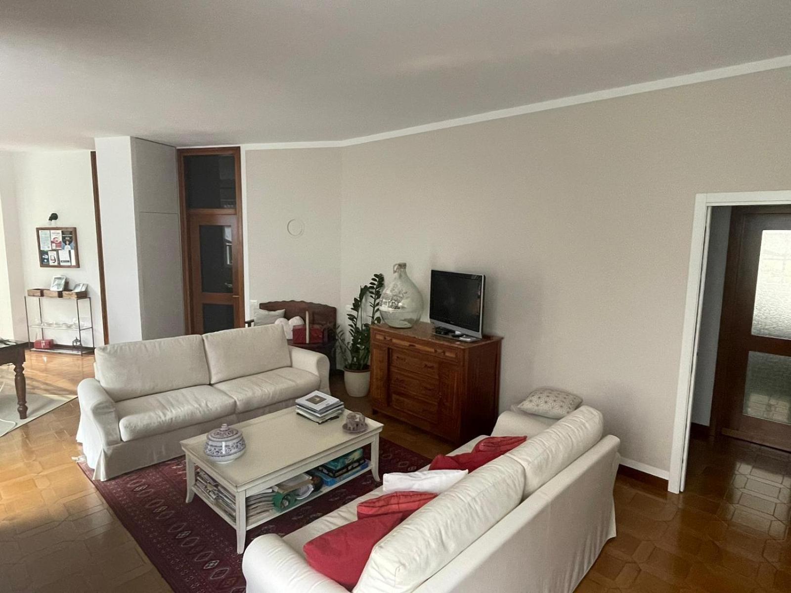 B&B Marilena Guanzate Luaran gambar