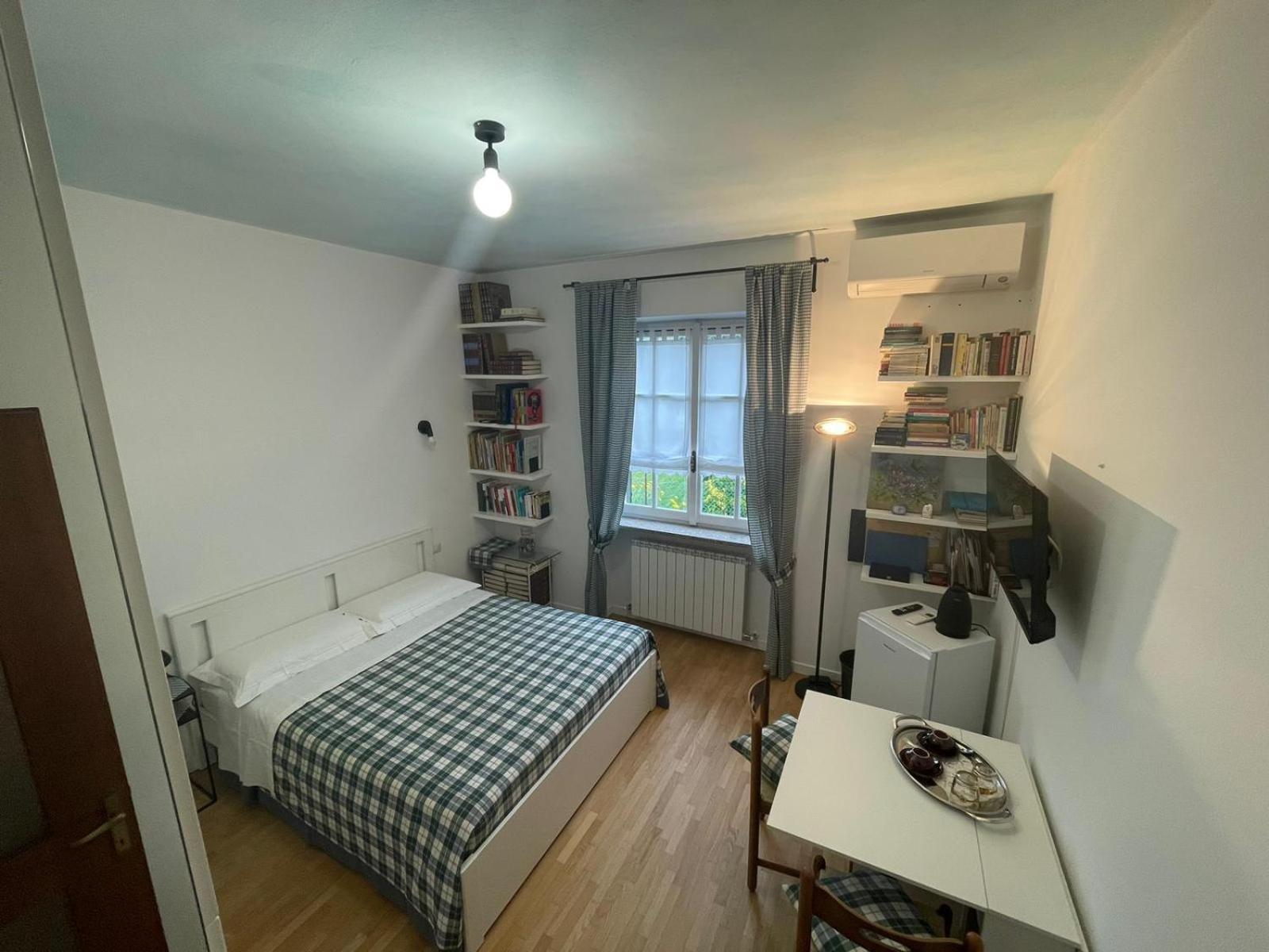 B&B Marilena Guanzate Luaran gambar