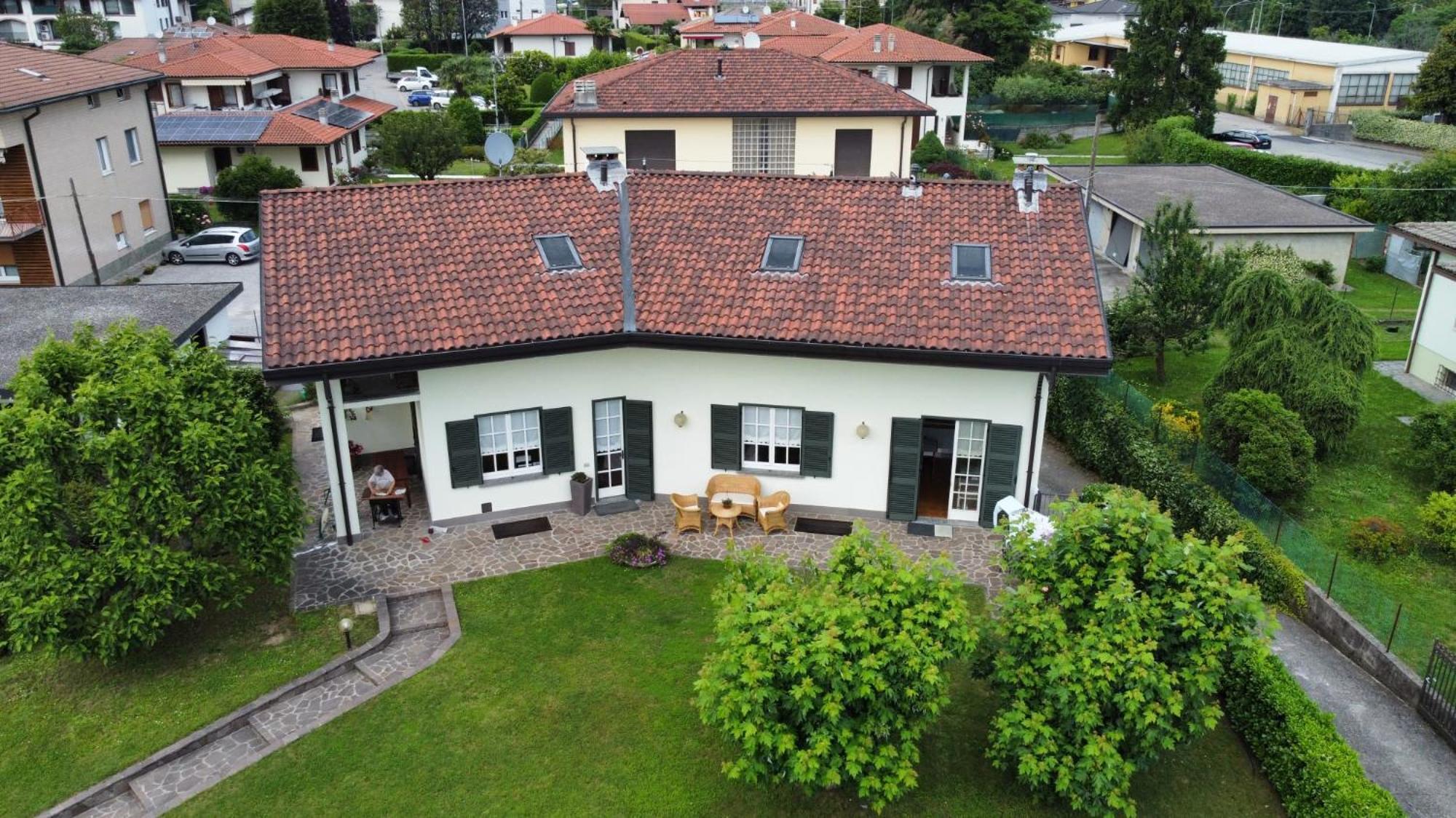 B&B Marilena Guanzate Luaran gambar